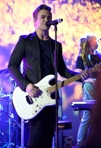 NEW YORK, NY - NOVEMBER 02: Hunter Hayes performs onstage at the Samsung annual charity gala 2017 at Skylight Clarkson Sq on November 2, 2017 in New York City. (Photo by Kevin Mazur/Getty Images for Samsung)