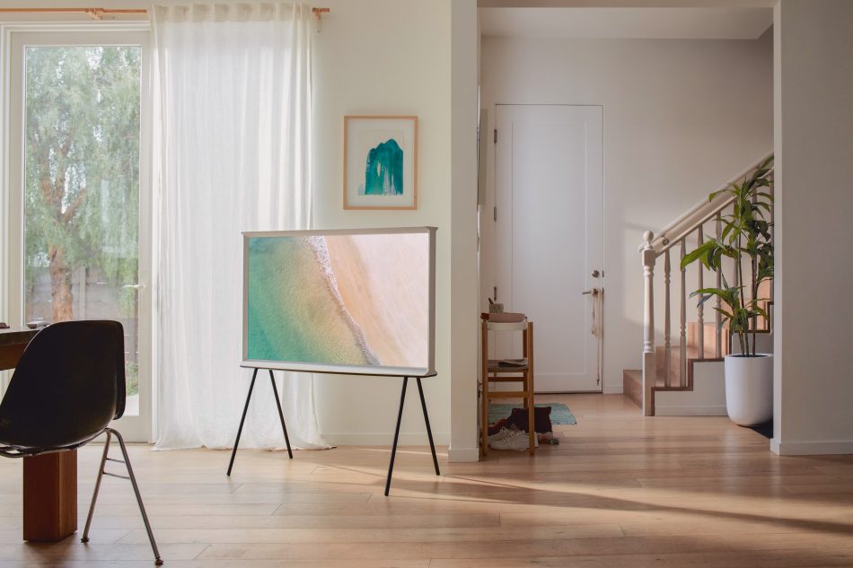 Samsung Brings QLED Technology and Ambient Mode to The Serif in 2019