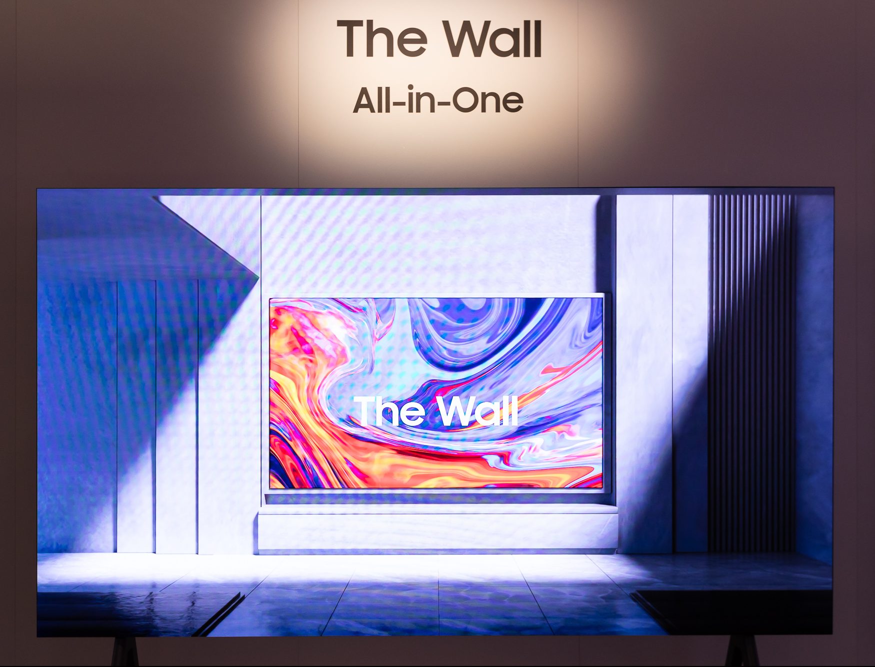 Samsung Presents Contemporary Artist Park Seo-Bo's Masterpiece on 'The Wall  All-in-One' at New York's Rockefeller Center – Samsung Global Newsroom