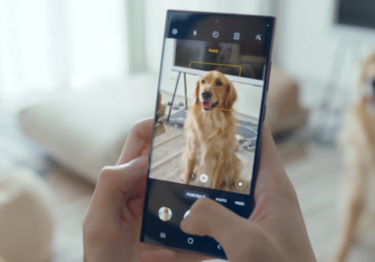 Image for Living My Best Life with the Samsung Galaxy S22 Ultra