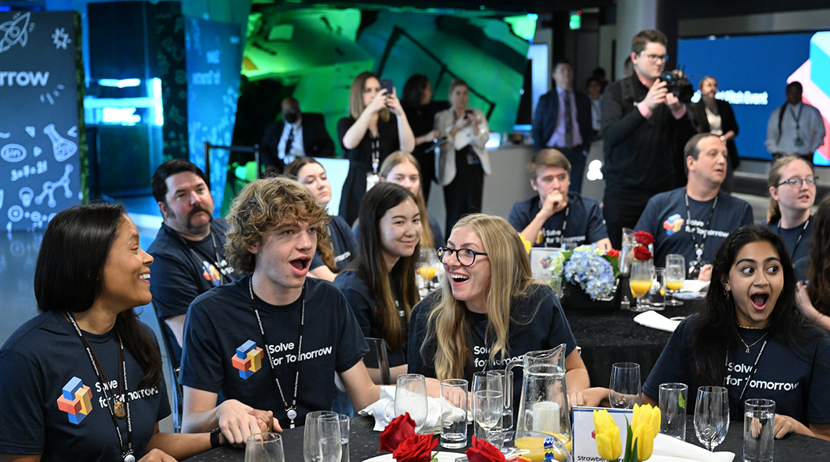 Image for 300 State Finalists Shine in Samsung Solve for Tomorrow Competition, Nearing $100,000 Prize