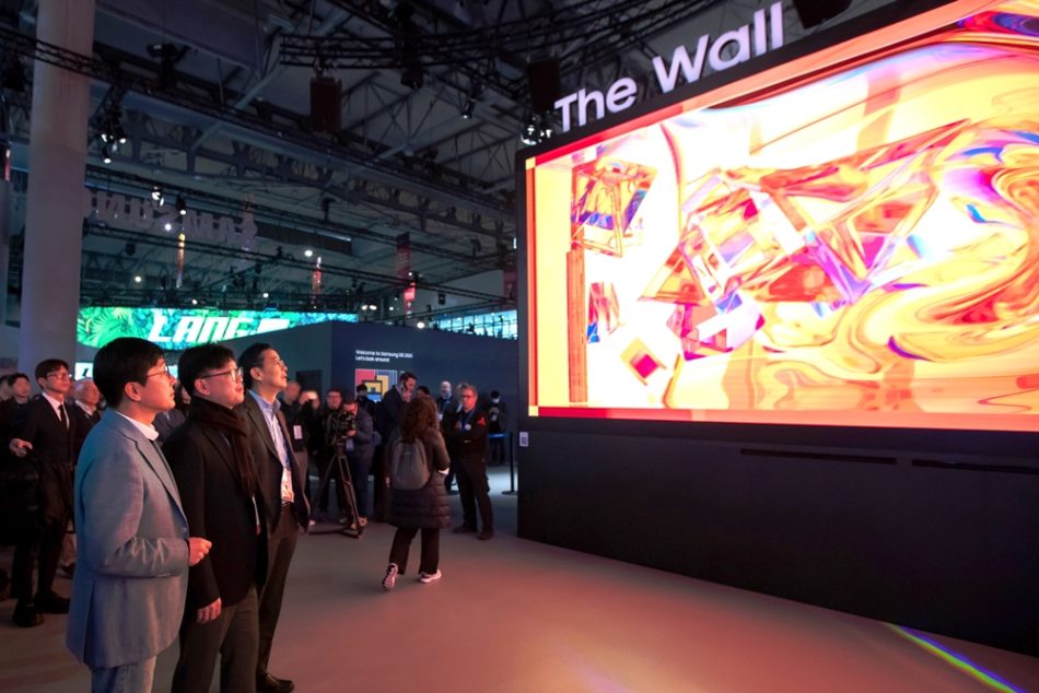 Samsung Presents Color E-Paper and the Future of Displays