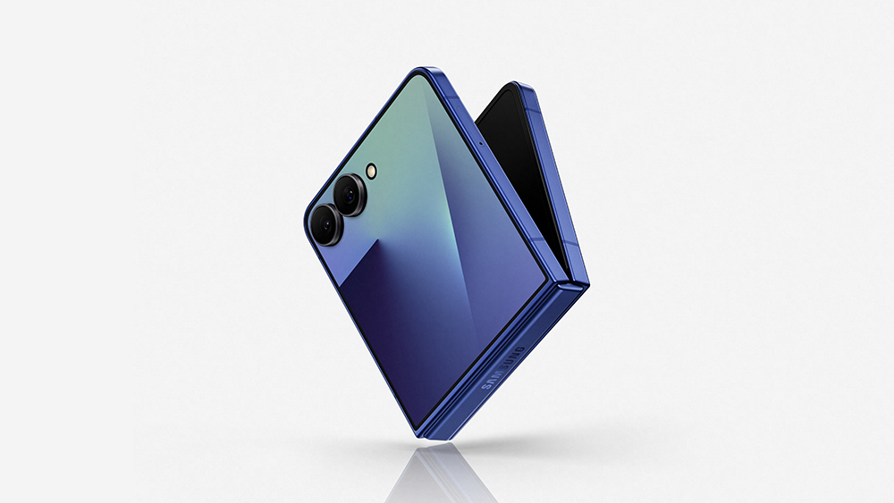 Samsung Galaxy Z Flip7: A Pocket-Sized AI Powerhouse With a