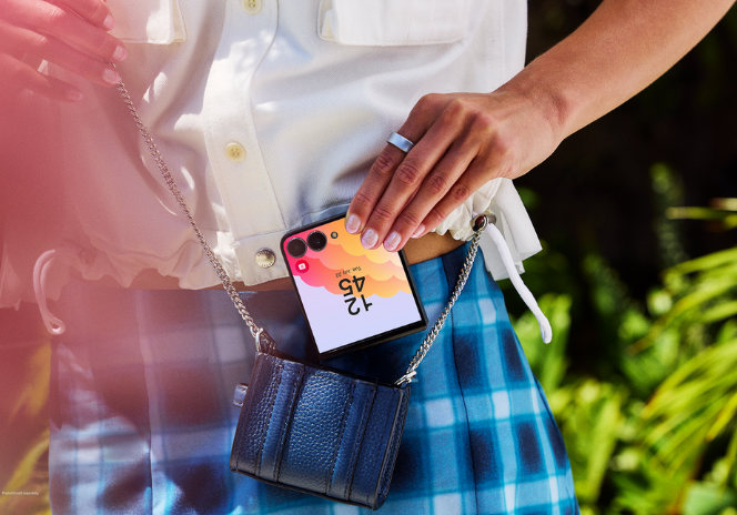See the News: More Consumers are Upgrading, Switching to Galaxy Z Series in the US