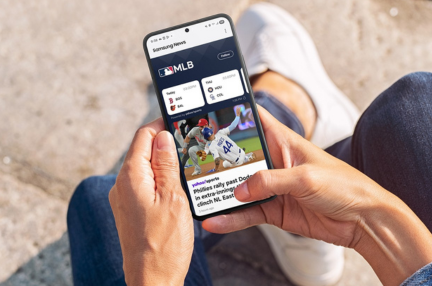 Image for Samsung and Yahoo Media Group Partner to Deliver Live Sports and Financial Market Information in Samsung News’ First Major Features Expansion